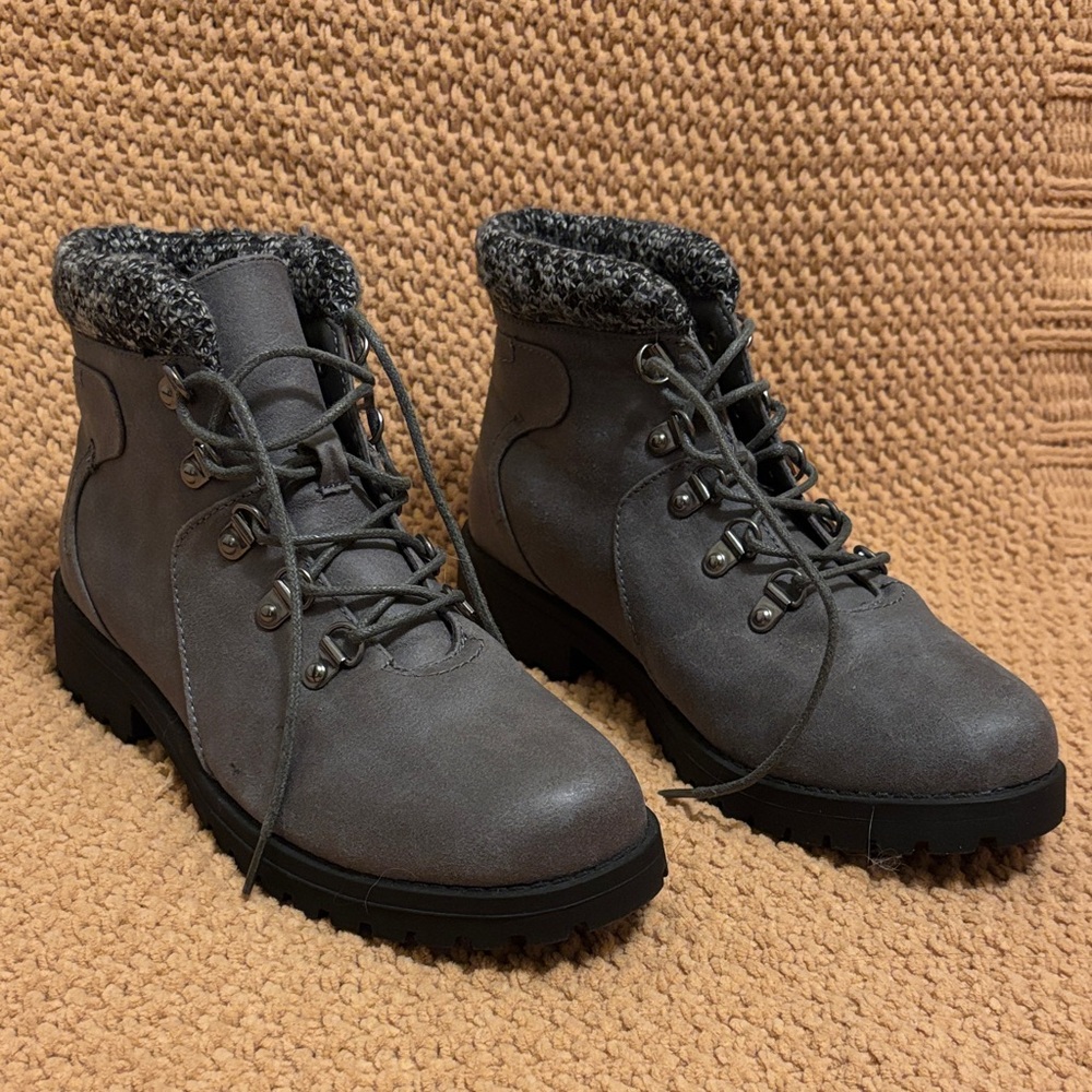 Women’s Grey Lace-Up Boots